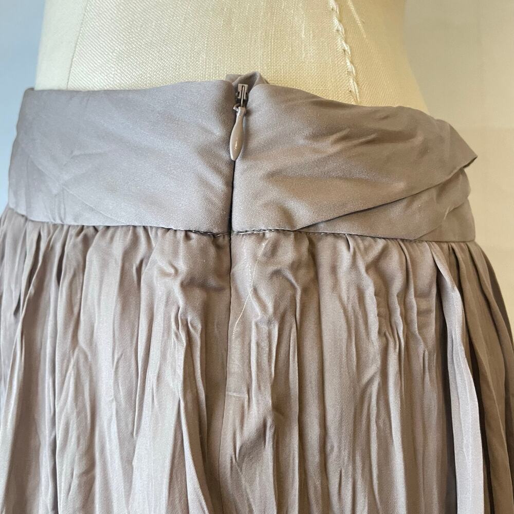 Flowy Neutral Tan / Taupe Maxi Skirt Size Medium - Picture 4 of 7